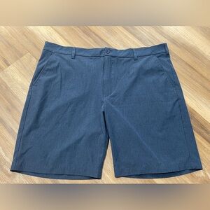 IZOD athletic shorts men’s size 42 Golf Shorts